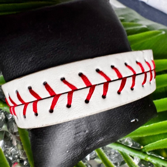Plunder Jewelry - Plunder Red and White Baseball Stitch Bracelet